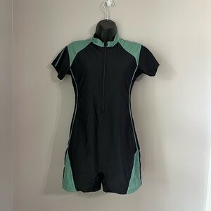 Swimming suit rash gaurd New No tags